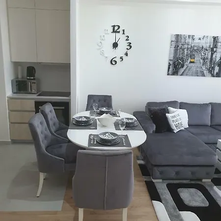 شقة Waterfront-delux Na Vodi *